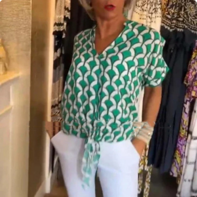 Stilla | Elegant Damebluse Med Sommerprint