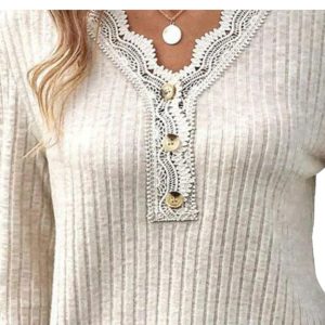 Stilla | Ribstrikket Henley med Blondestof Detaljer Online nu