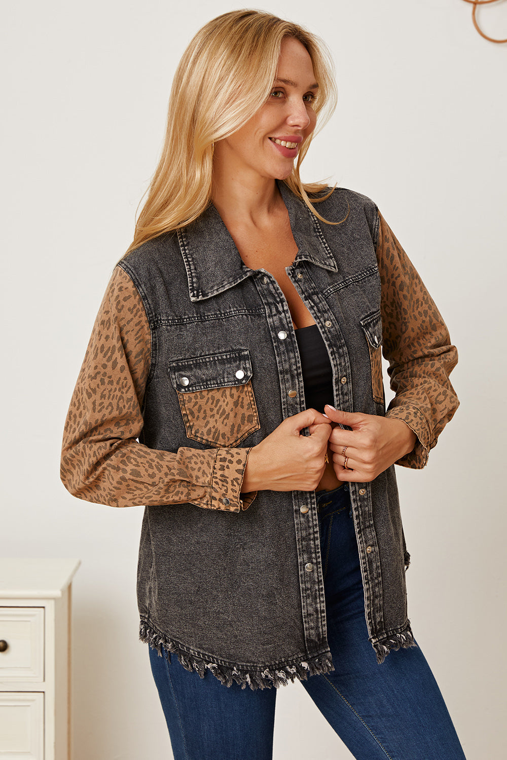 Stilla | Raw Hem Pocketed Denim Jakke Hot på udsalg