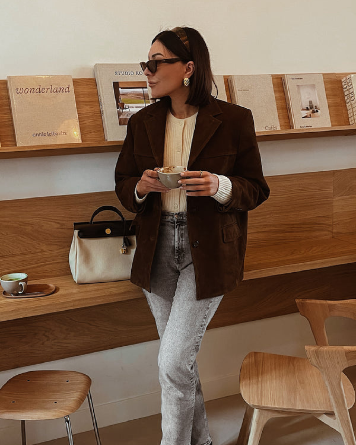 Stilla | Klassisk ruskindsblazer med charme