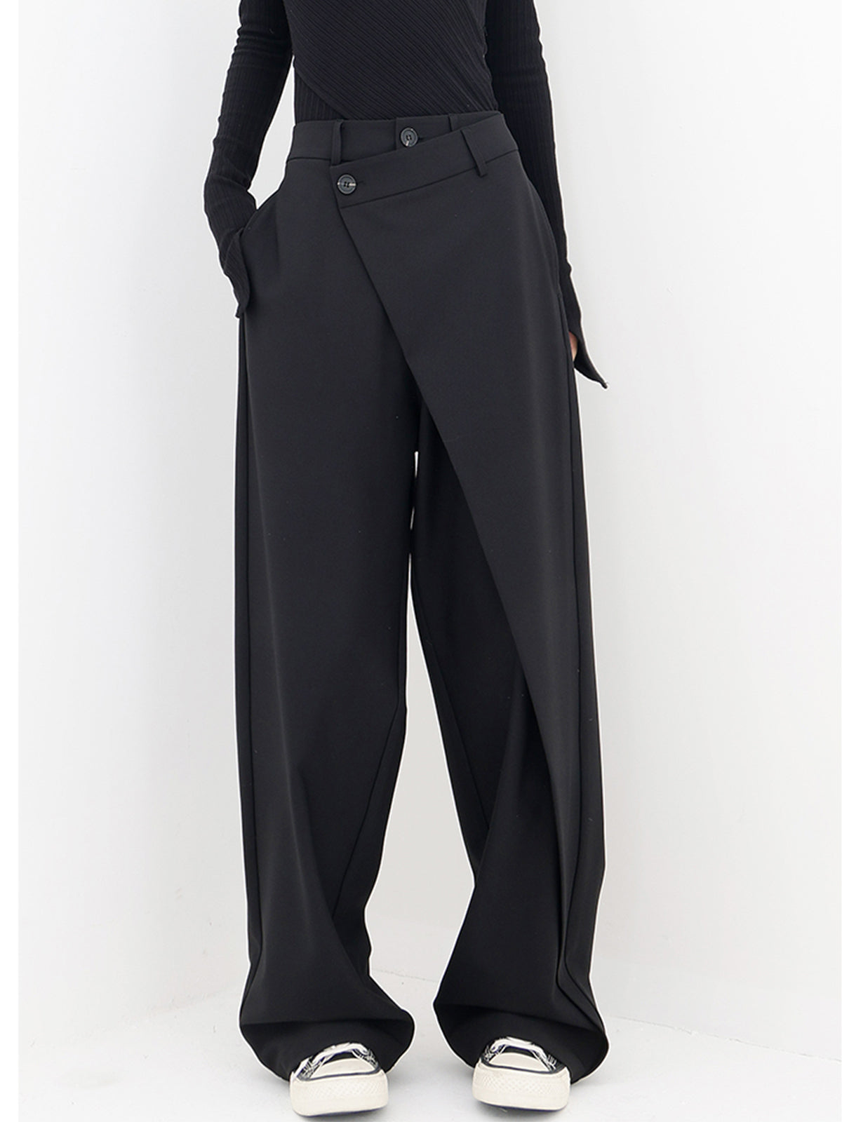 Stilla | Vidde Bukser i Sort med Asymmetrisk Design Polyester