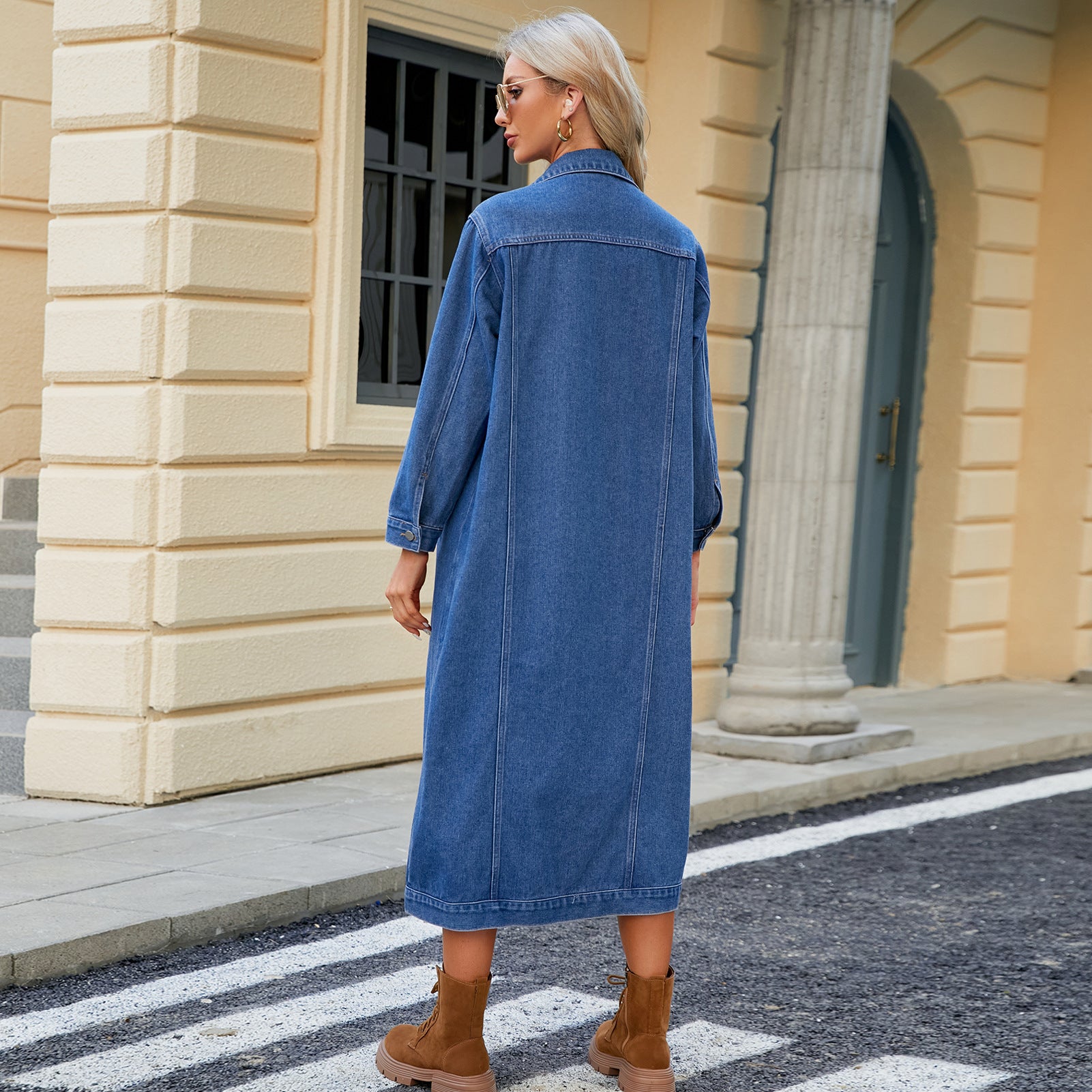 Stilla | Lang Jeansjakke I Streetwear-stil Med Knaplukning