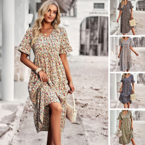 Stilla | Midi Kjole Med Blomster