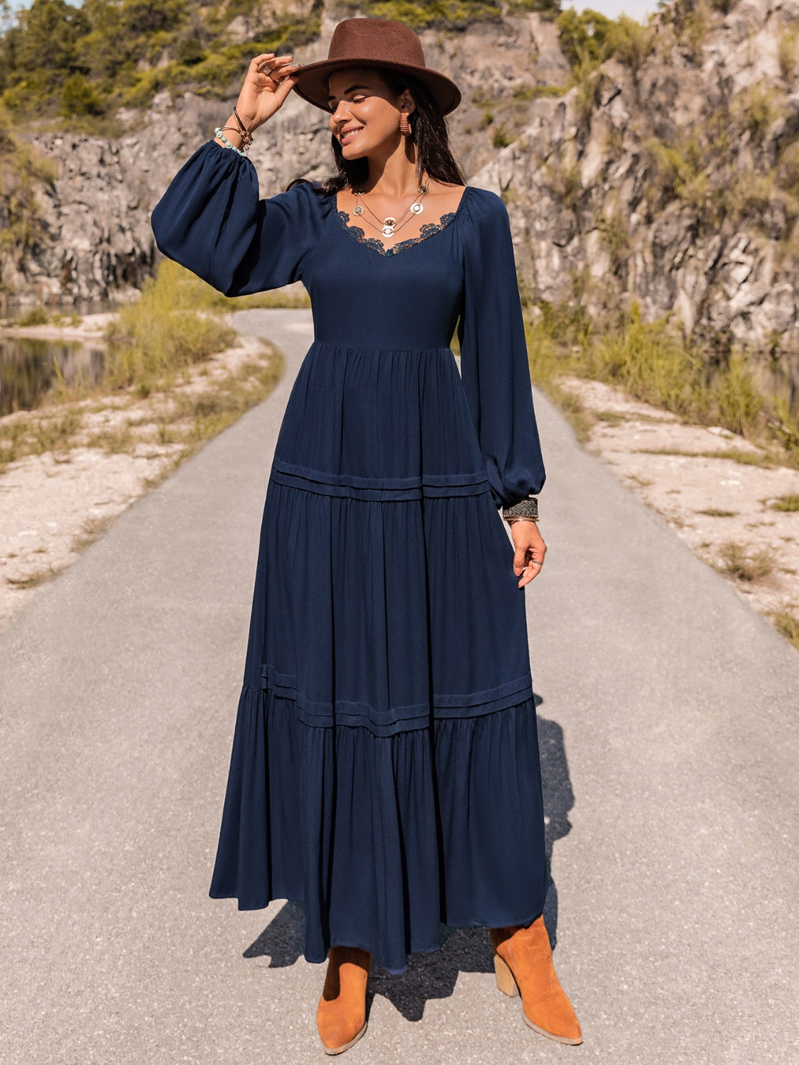Stilla | Ærmelace Trim Maxi Kjole