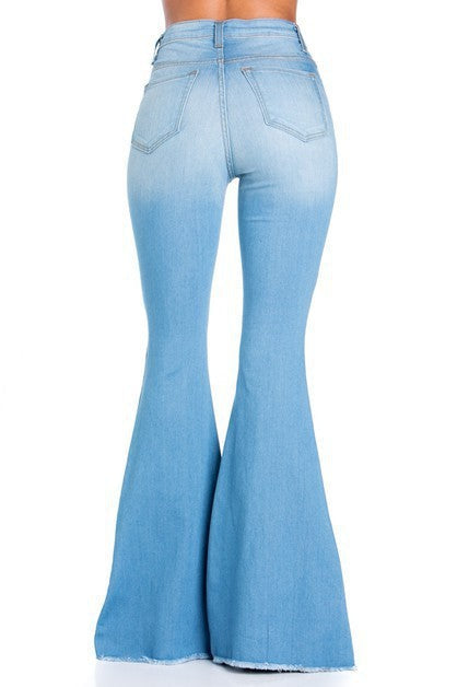 Stilla | Bell Bottom Jean I Lys Denim Hot på udsalg