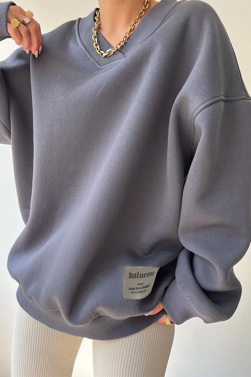 Stilla | Behagelig Hoodie Med V-Hals I Patchwork Stil Til Hverdagen