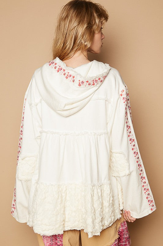 Stilla | Broderet Lace Patch Zip Up Hættetrøje