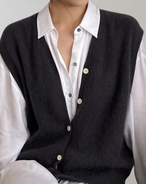 Stilla | Casual Strikvest Med Knapliste