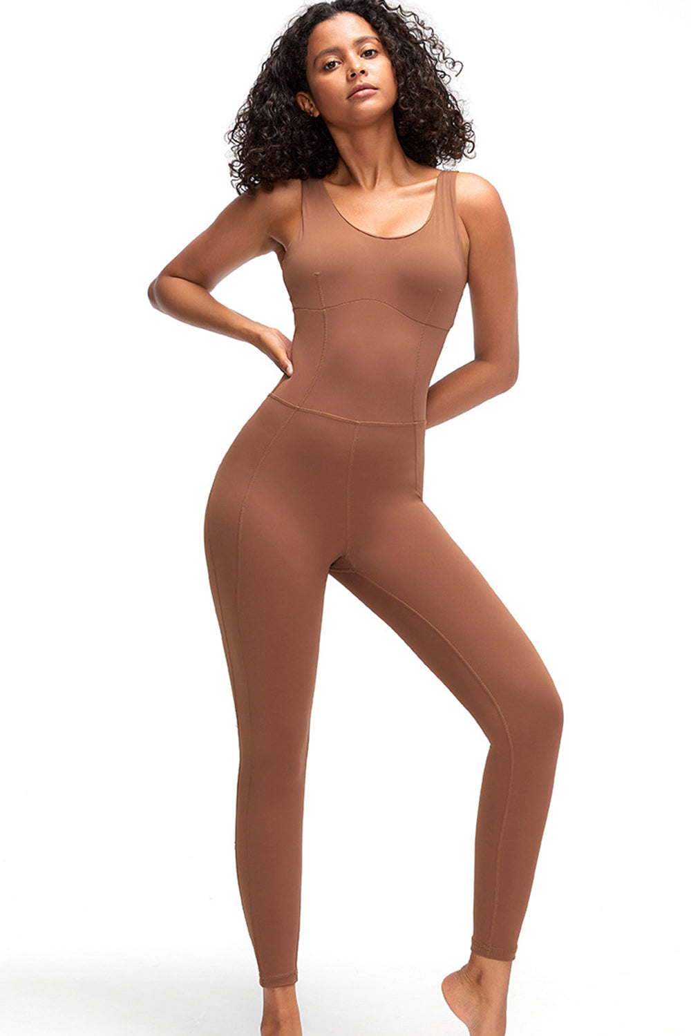 Stilla | Bred Strop Aktiv Jumpsuit