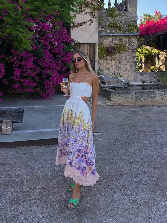 Stilla | Elegant blomster mønster frit ryg kjole