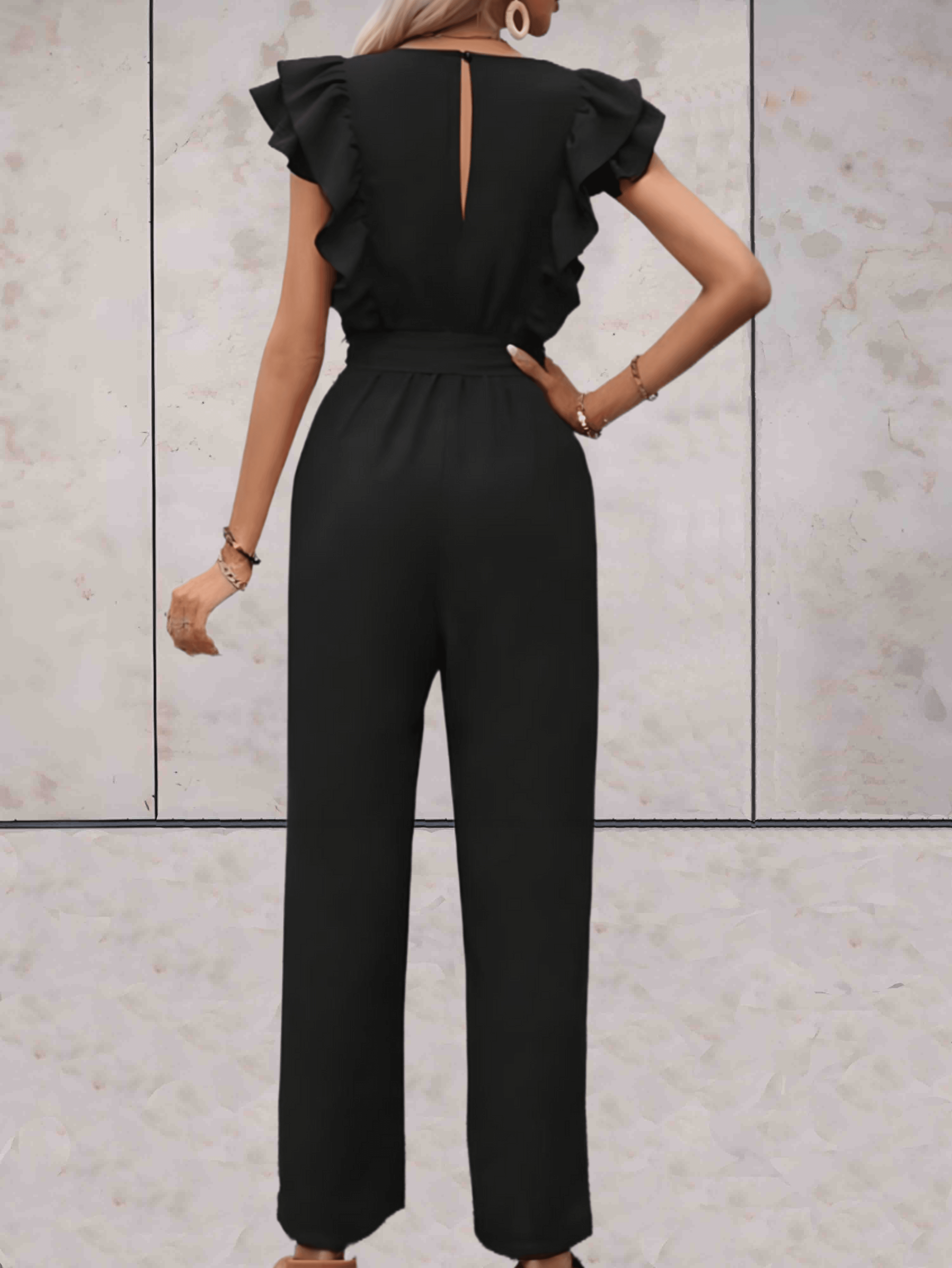 Stilla | Eleganz Afslappet jumpsuit med flæseærmer og linning Mode