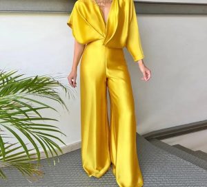 Stilla | Dyb V-Kortærmet Bred Ben Jumpsuit