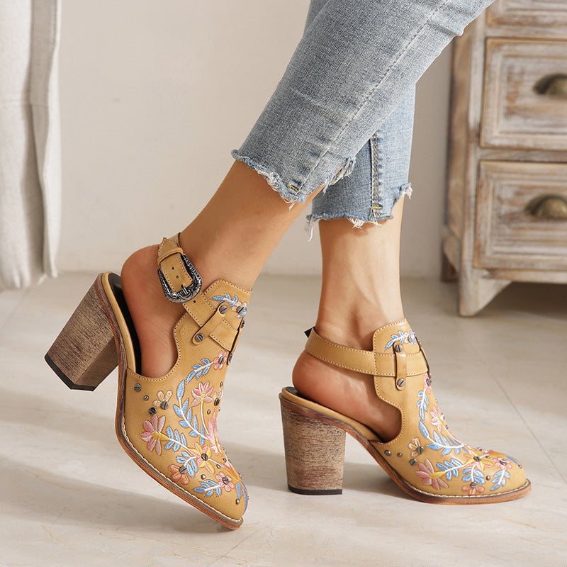 Stilla | Broderie Florale Sko