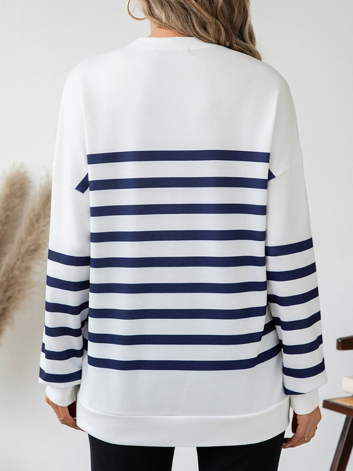 Stilla | Stribet Rundhalset Langærmet T-Shirt