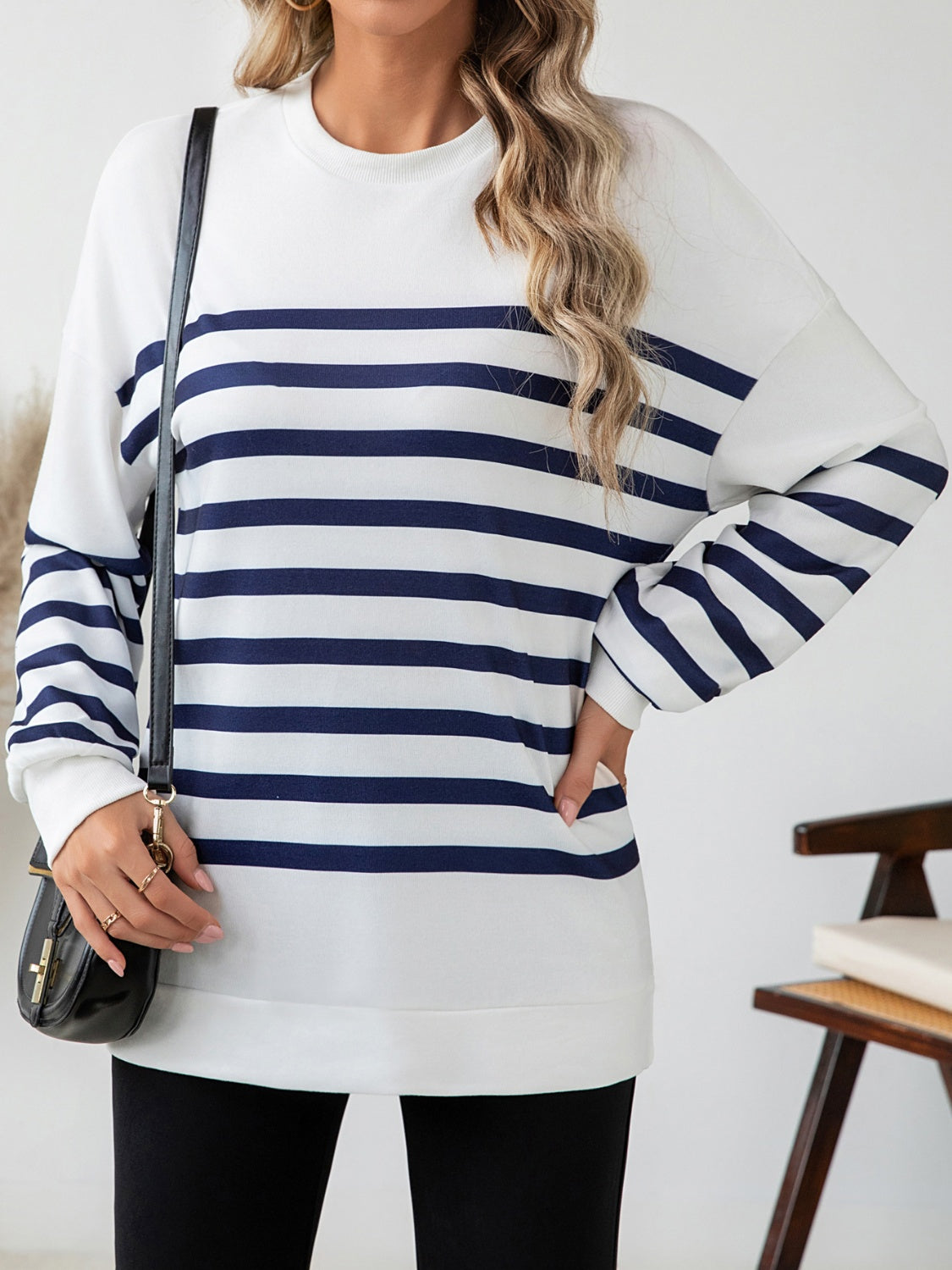 Stilla | Stribet Rundhalset Langærmet T-Shirt