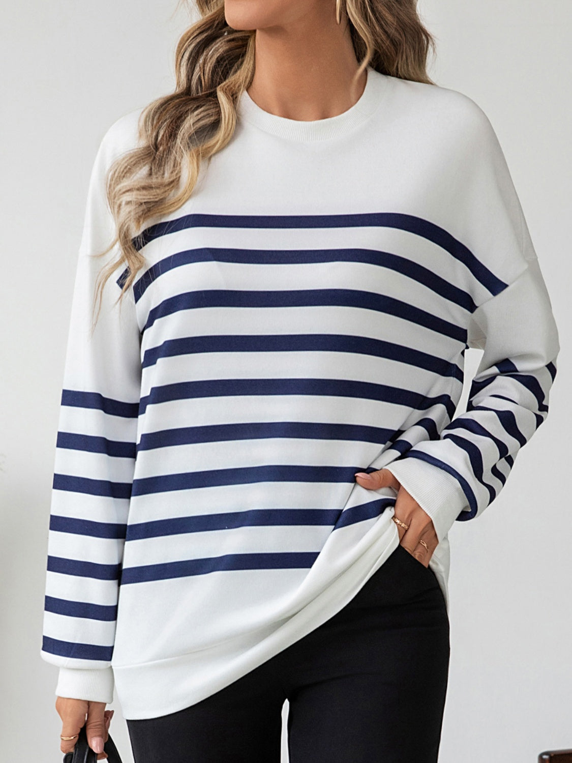 Stilla | Stribet Rundhalset Langærmet T-Shirt