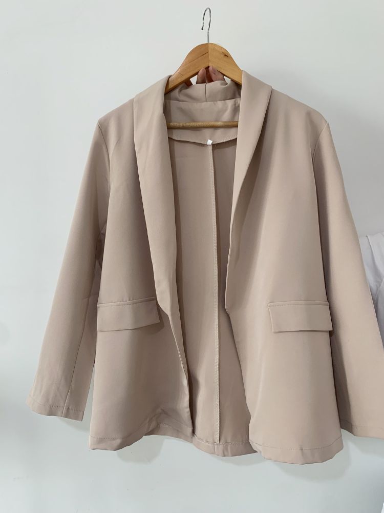 Stilla | Elegant og afslappet blazer til kontoret