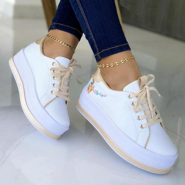 Stilla | Broderi Plateau Sneakers