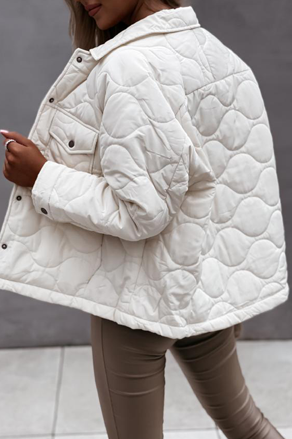 Stilla | Lækre Patchwork Outdoor Tøj Med Lommeklap og Omsluttet Krave Online Hot Salg
