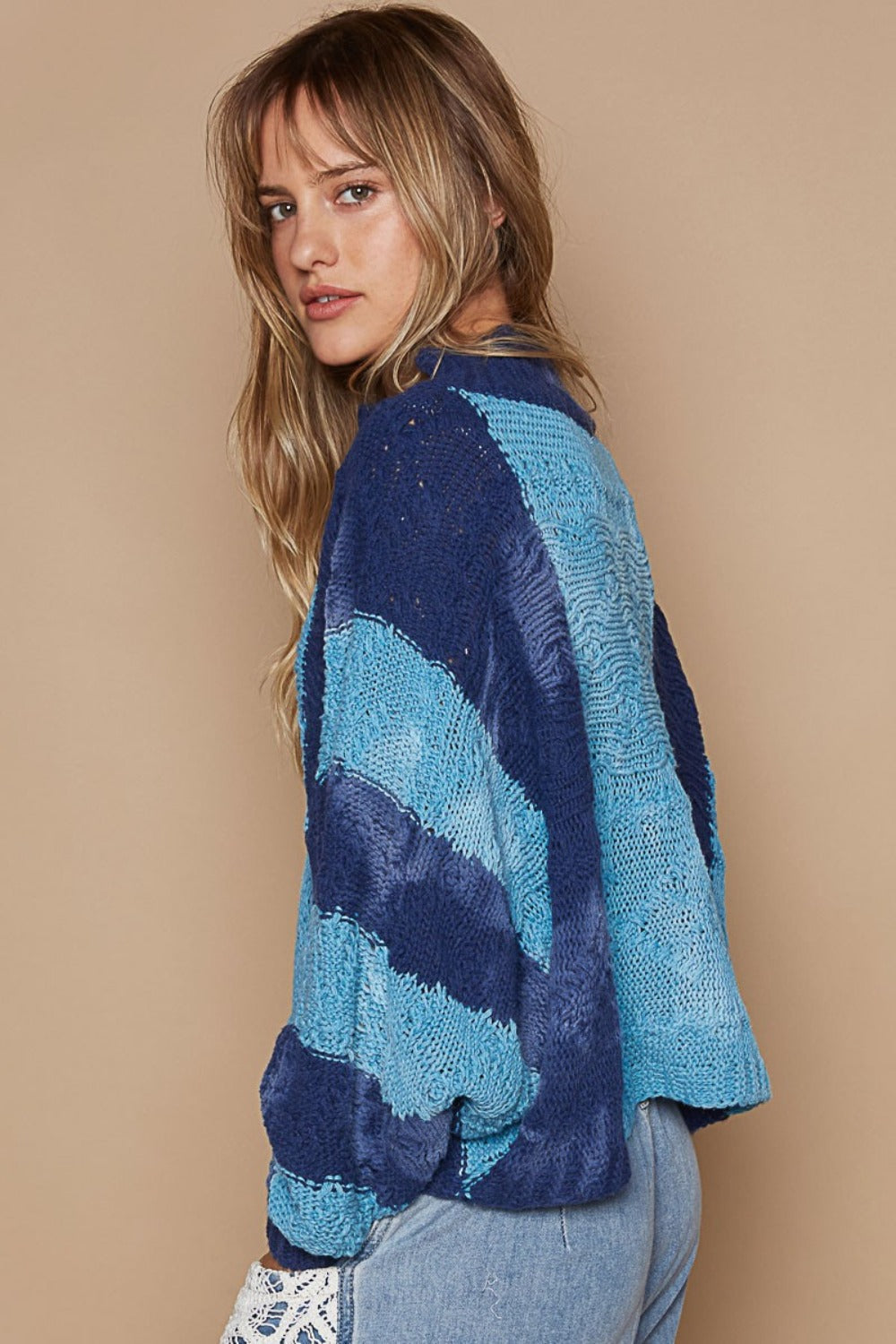 Stilla | Pullover Pol med ståkrave og farveblokdesign
