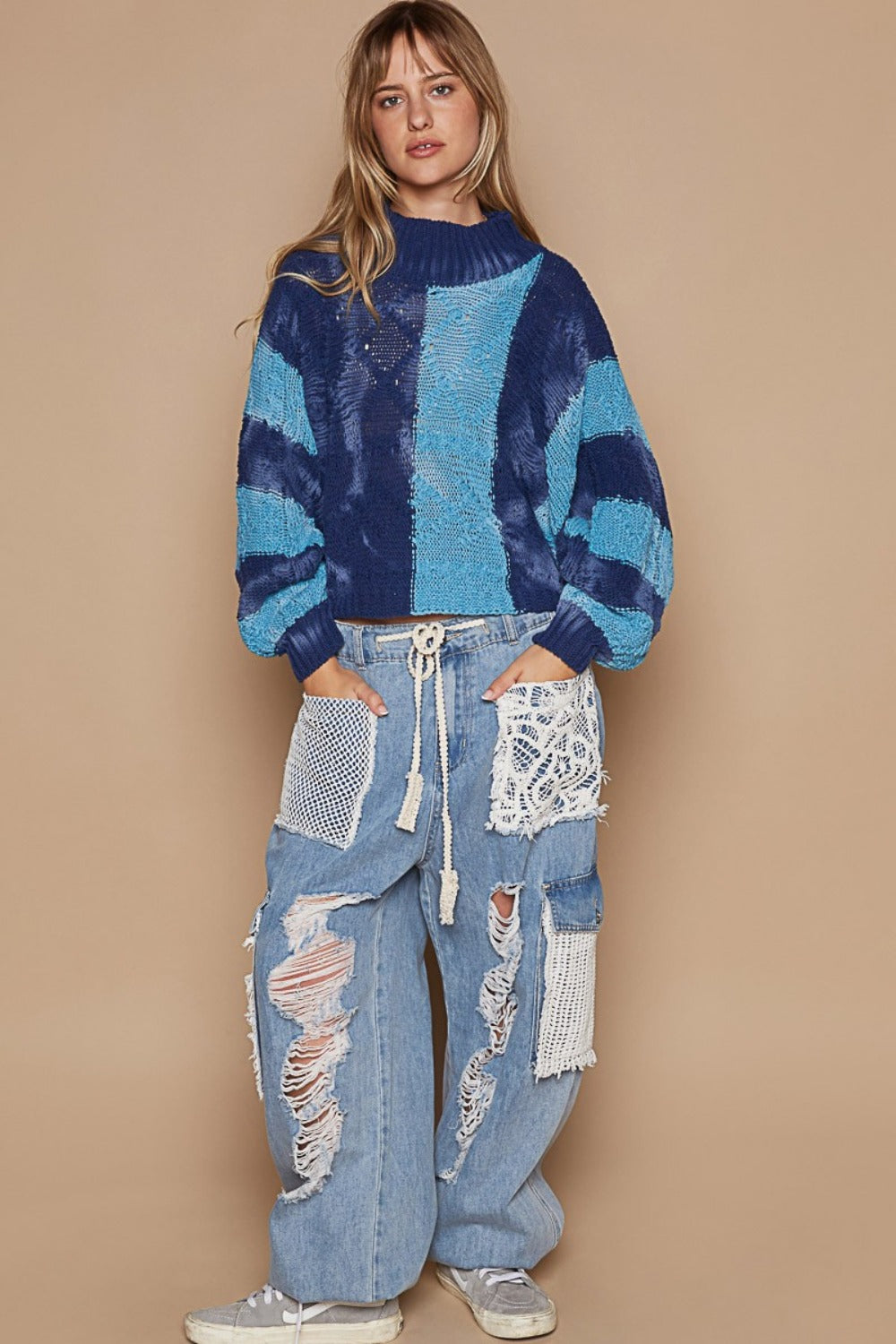 Stilla | Pullover Pol med ståkrave og farveblokdesign