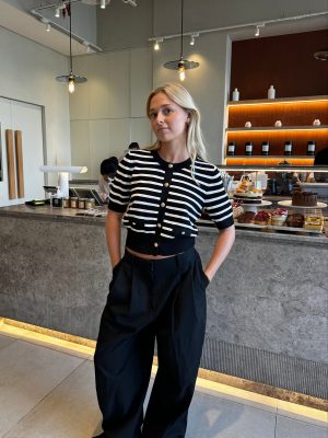 Stilla | Stribet T-shirt Sort/hvid