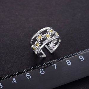Stilla | Blomst Ring Enkel (sølv) Udsalg