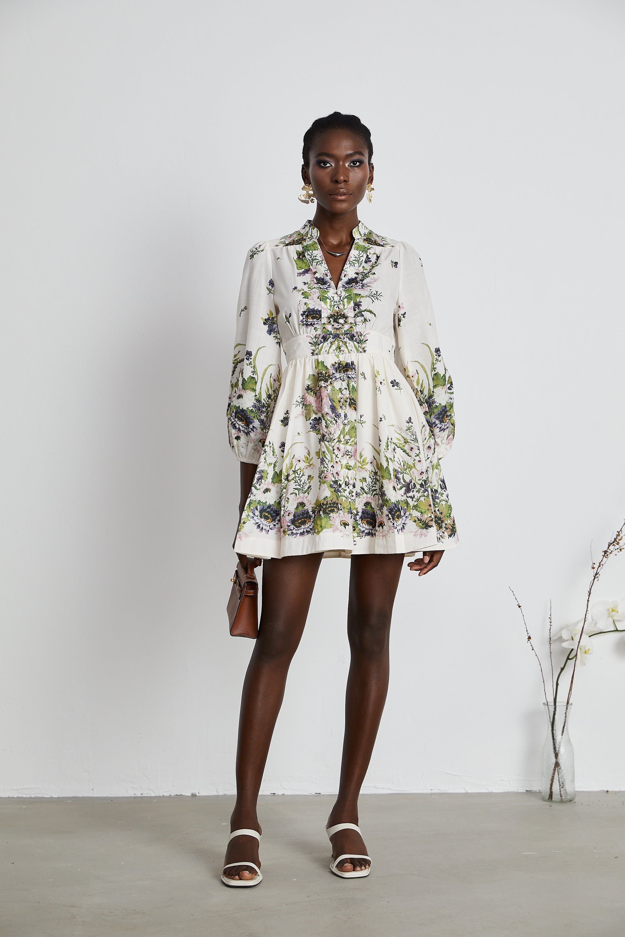 Stilla | Kort Floral Print Sommerkjole Levere