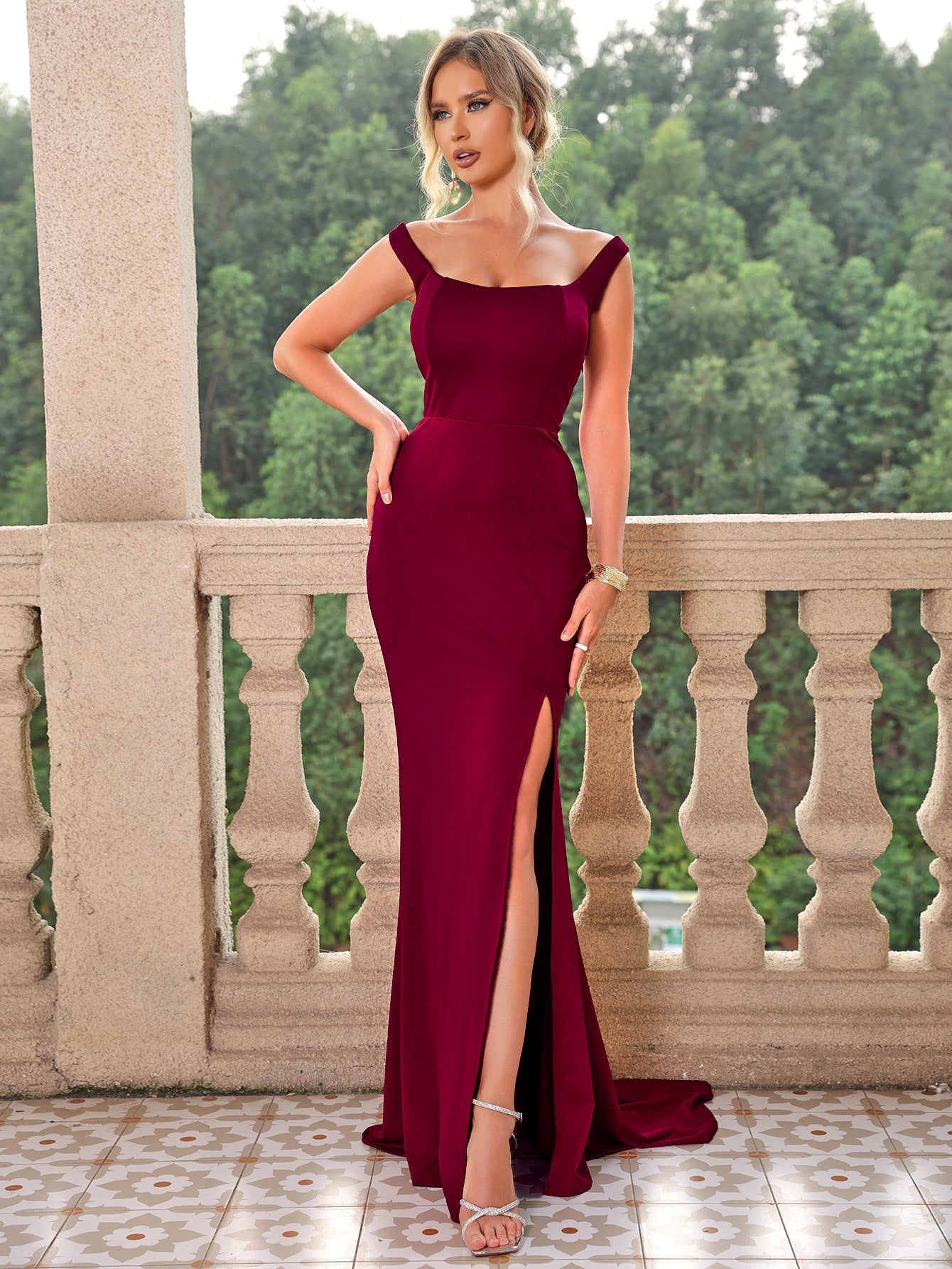 Stilla | Sexet Ensfarvet Bånd Tilbage Åben Slids Camisole Gown Maxi Kjole