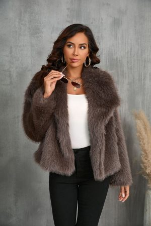 Stilla | Elegant Jakke Af F Faux Fur