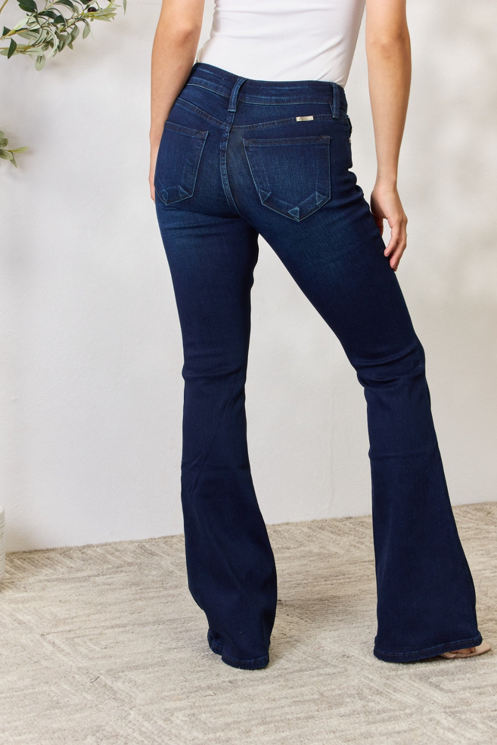 Stilla | Full Size Mid Rise Flare Jeans