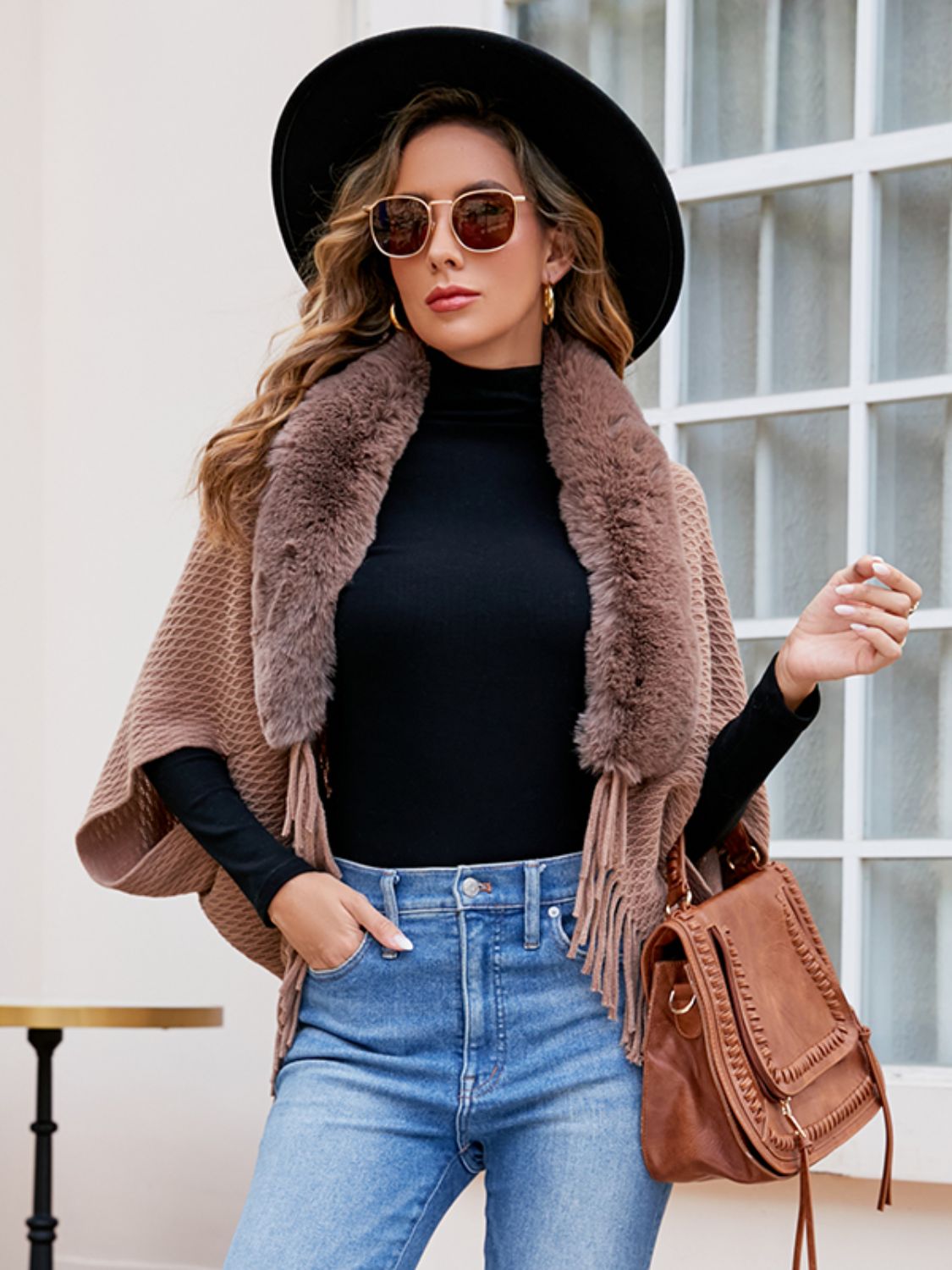 Stilla | Åben Front-Fringe Kant Poncho