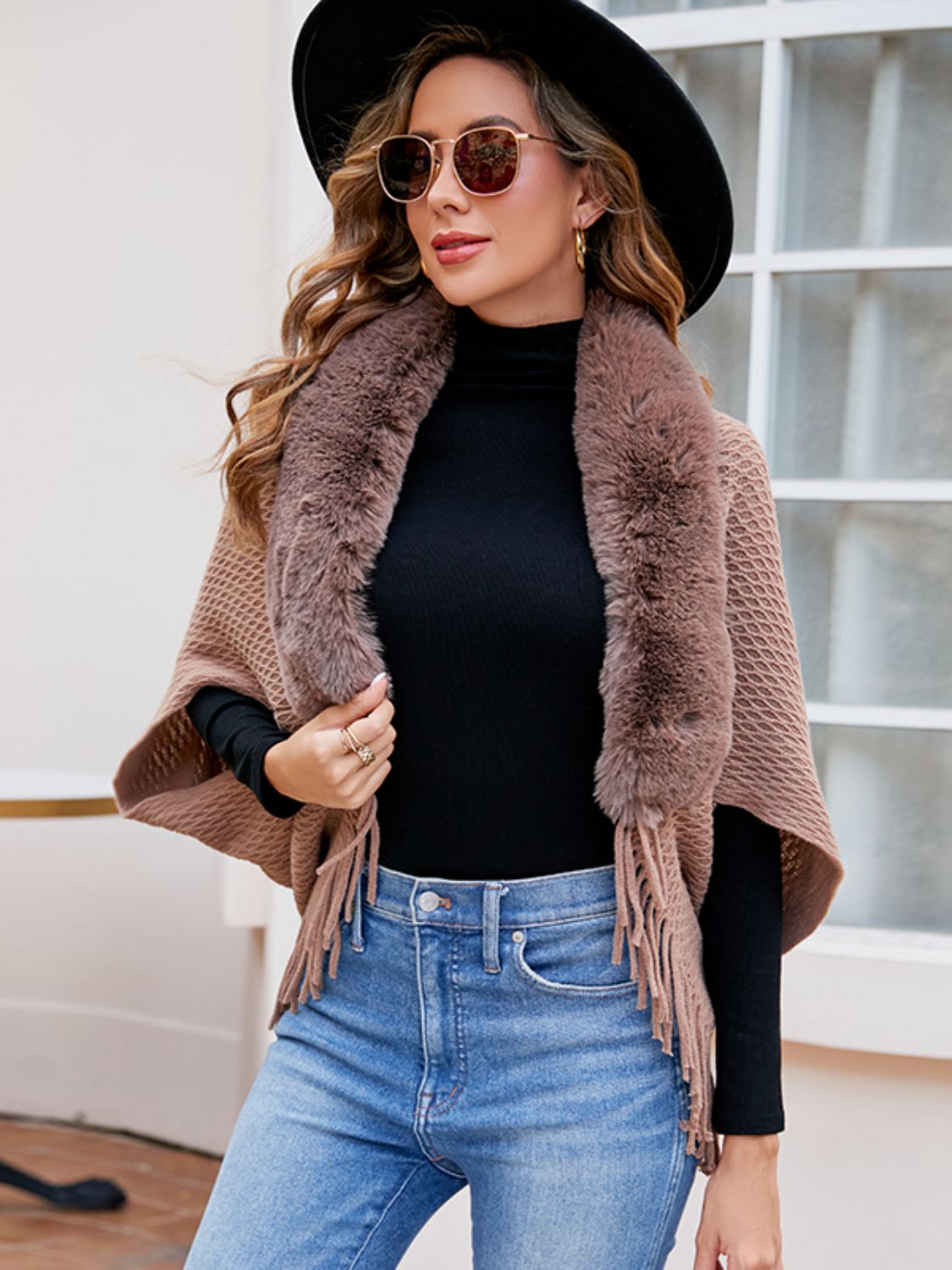 Stilla | Åben Front-Fringe Kant Poncho