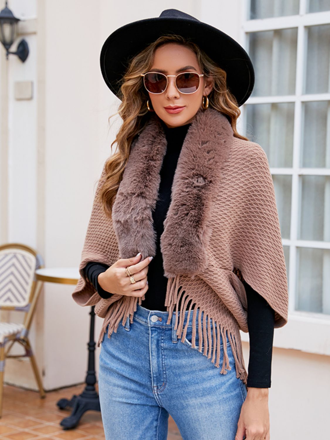 Stilla | Åben Front-Fringe Kant Poncho