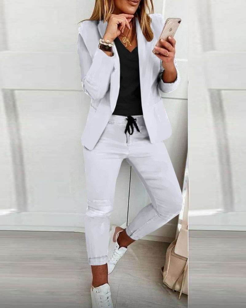 Stilla | Elegant To-delt Blazer Sæt