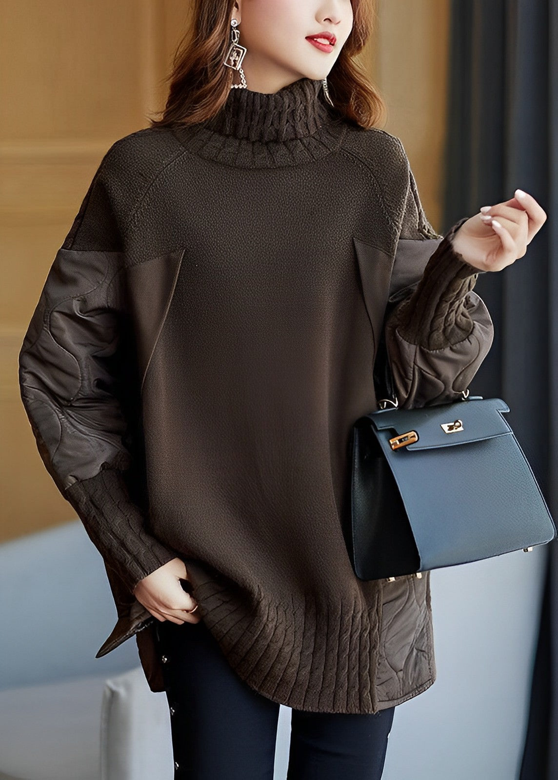 Stilla | Stor Pullover Med Brun Rullekrave